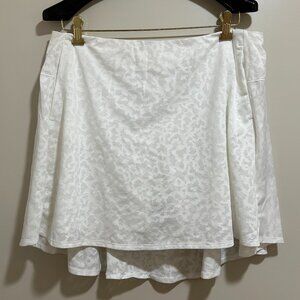 NWOT Designer Nike Active Skort in Size XL